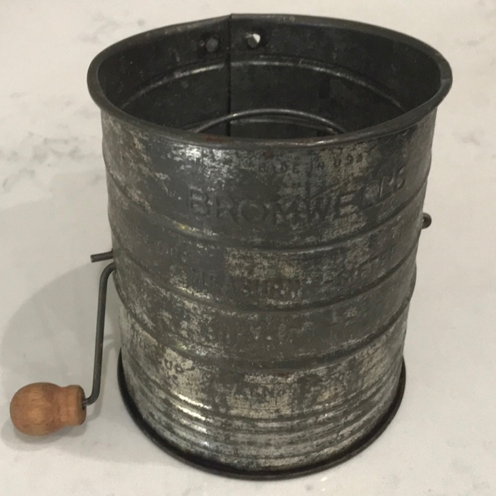 Vintage Bromwell's 3 Cup Flour Sifter